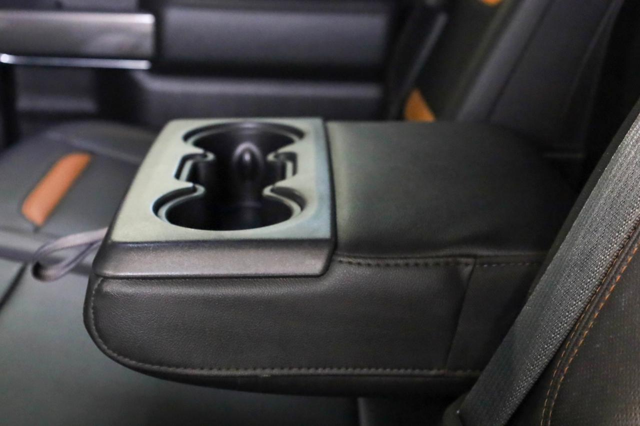 GMC Sierra 1500 4WD Crew Cab 147" AT4 2021