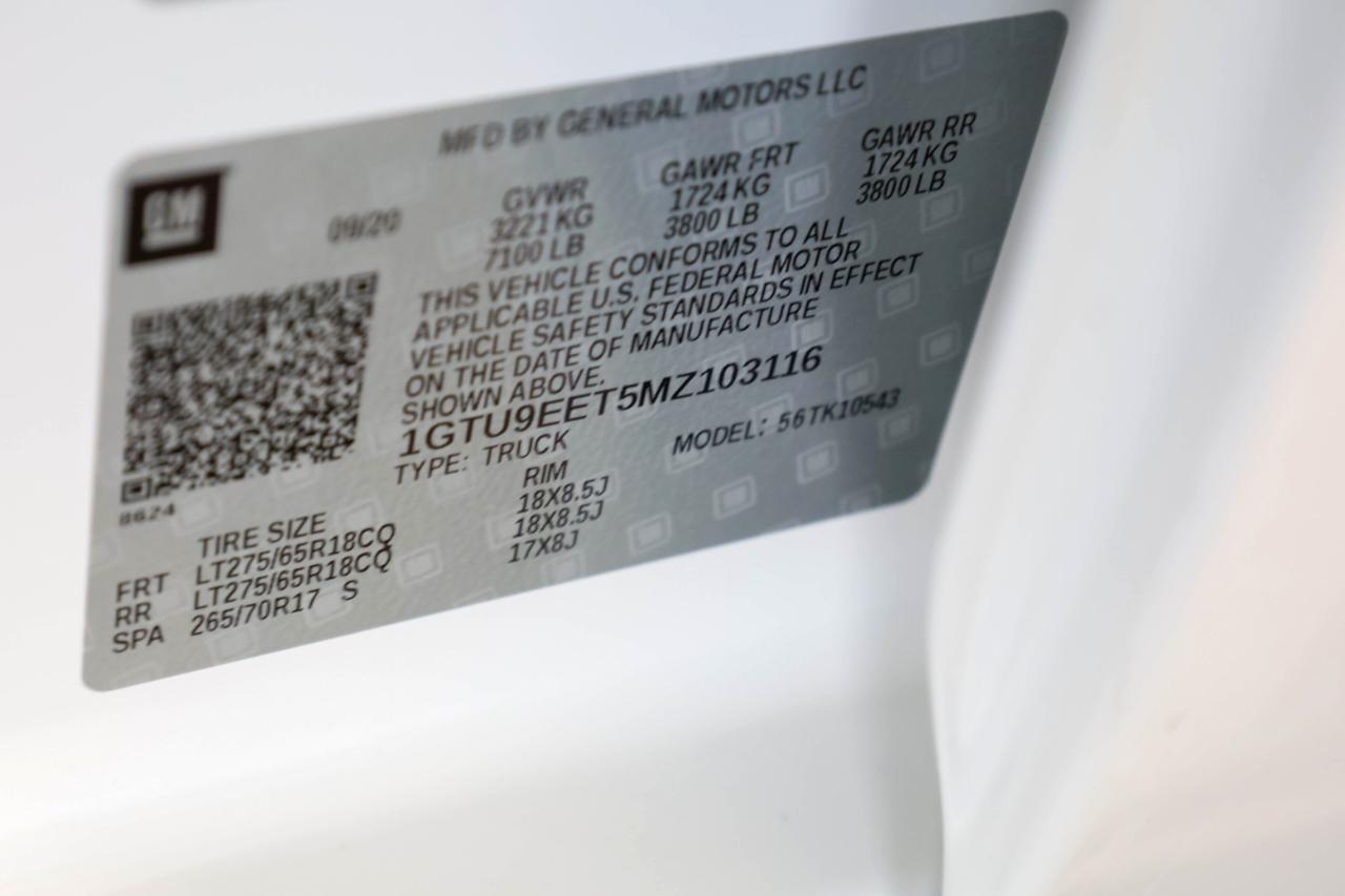 GMC Sierra 1500 4WD Crew Cab 147" AT4 2021