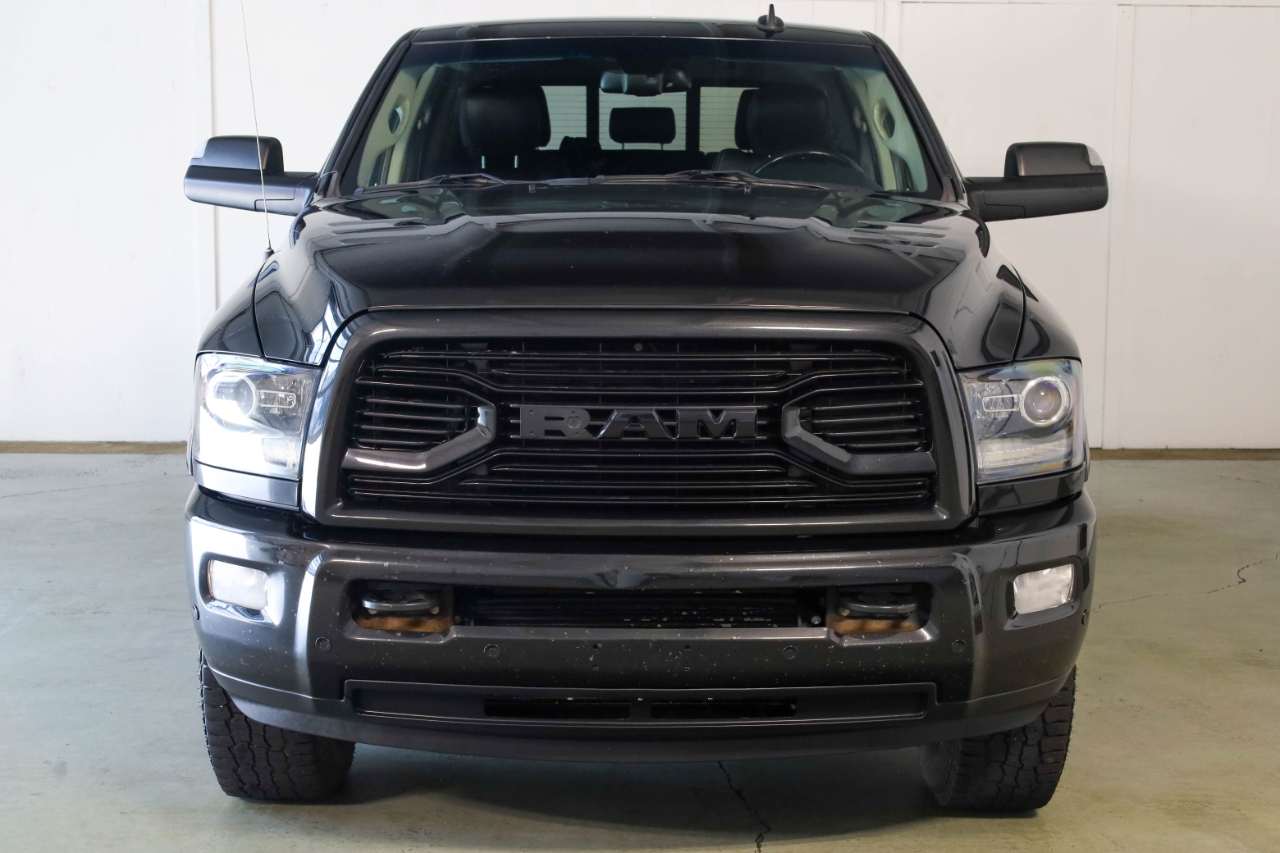 RAM 2500 Laramie 4x4 Mega Cab 6'4" Box 2018