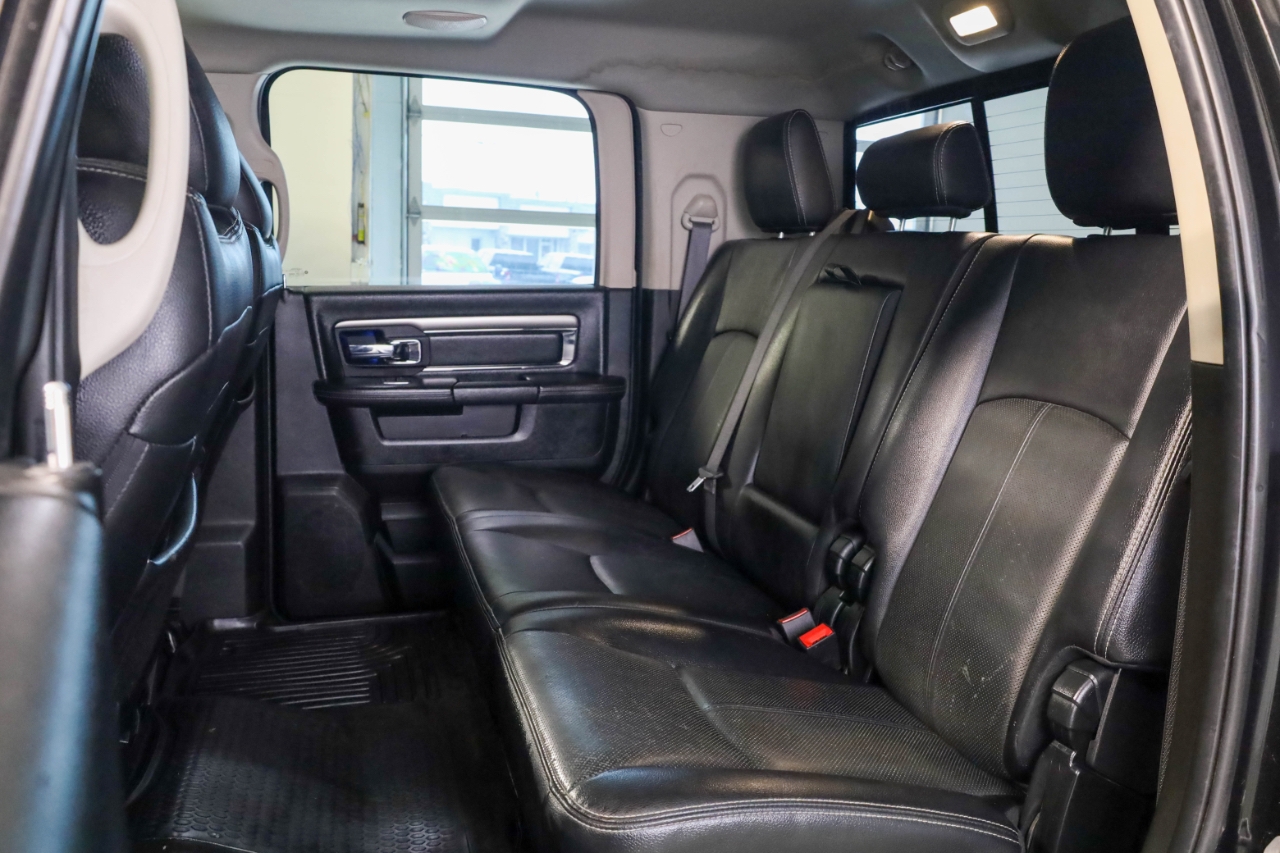 RAM 2500 Laramie 4x4 Mega Cab 6'4" Box 2018