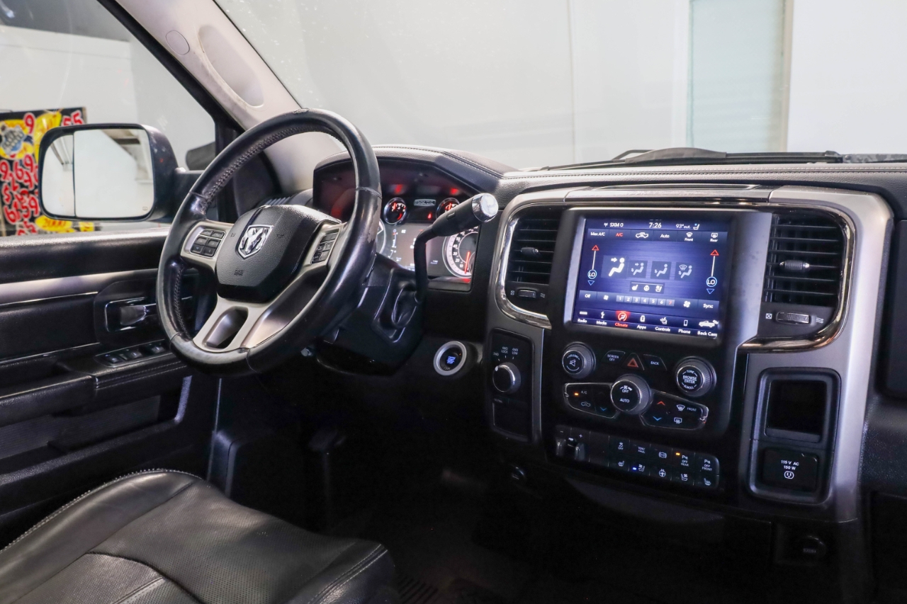 RAM 2500 Laramie 4x4 Mega Cab 6'4" Box 2018