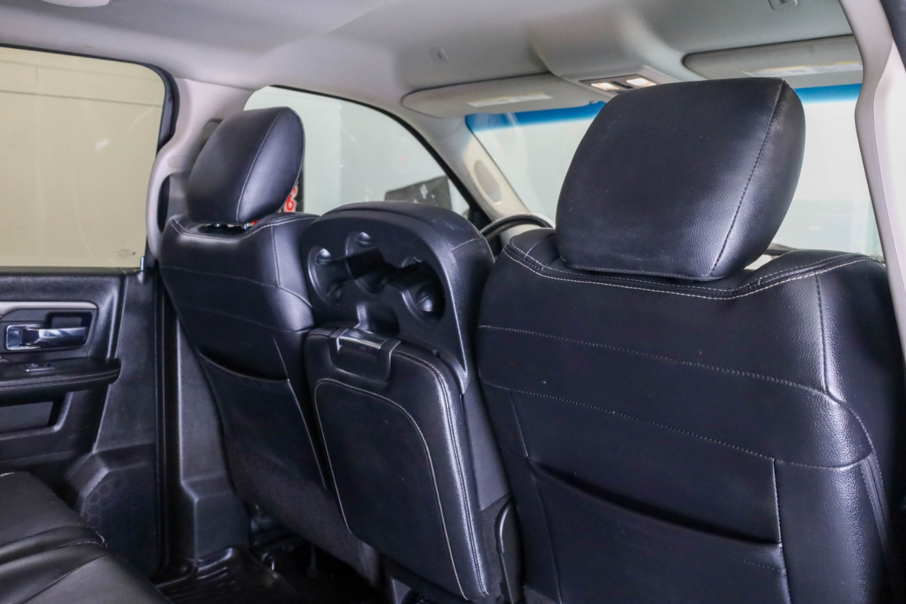 RAM 2500 Laramie 4x4 Mega Cab 6'4" Box 2018