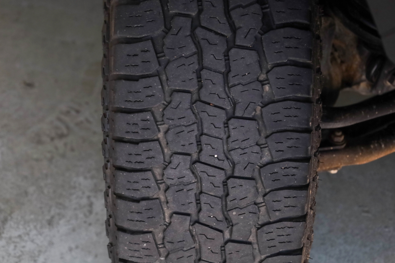 RAM 2500 Laramie 4x4 Mega Cab 6'4" Box 2018