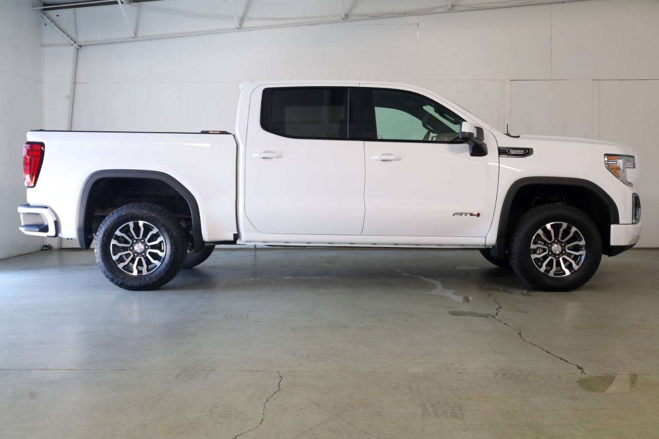 GMC Sierra 1500 4WD Crew Cab 147" AT4 2021