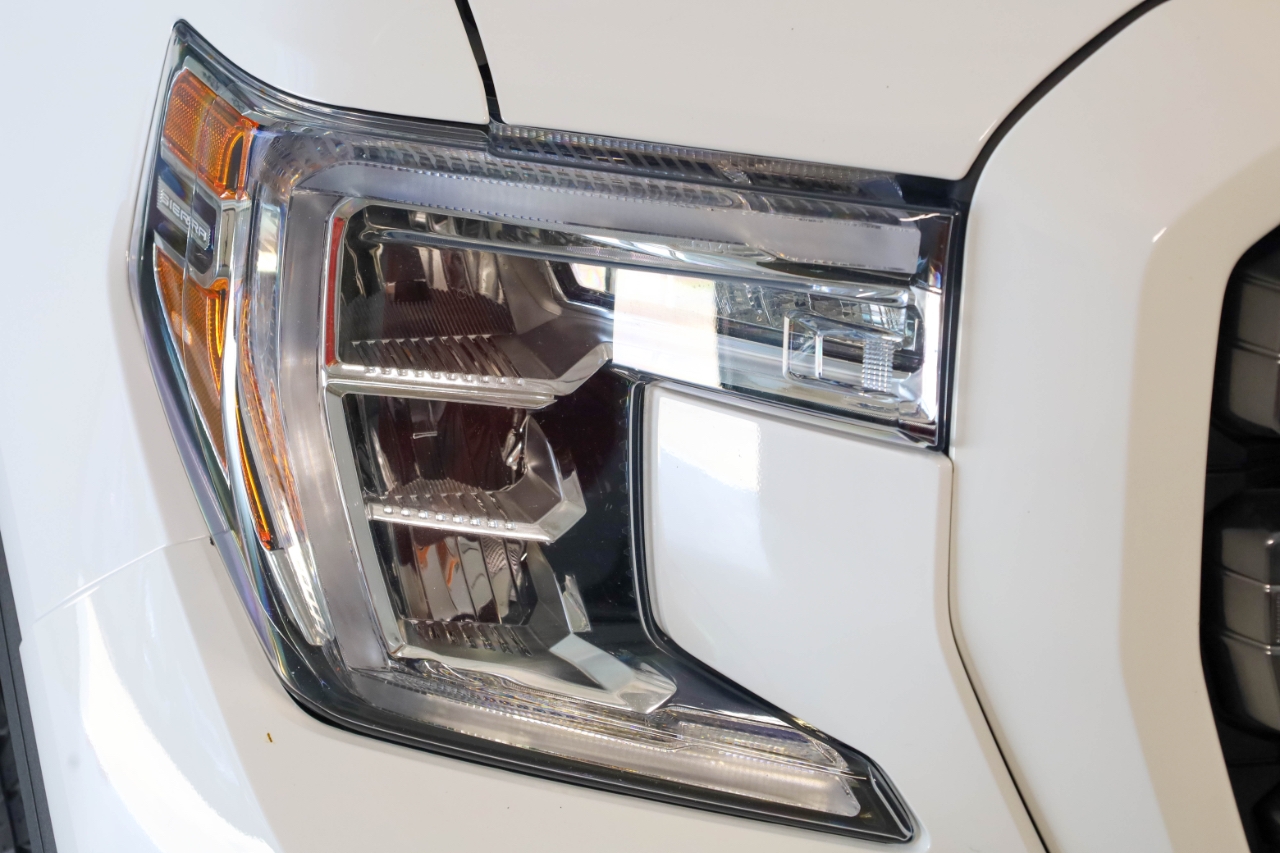 GMC Sierra 1500 4WD Crew Cab 147" AT4 2021