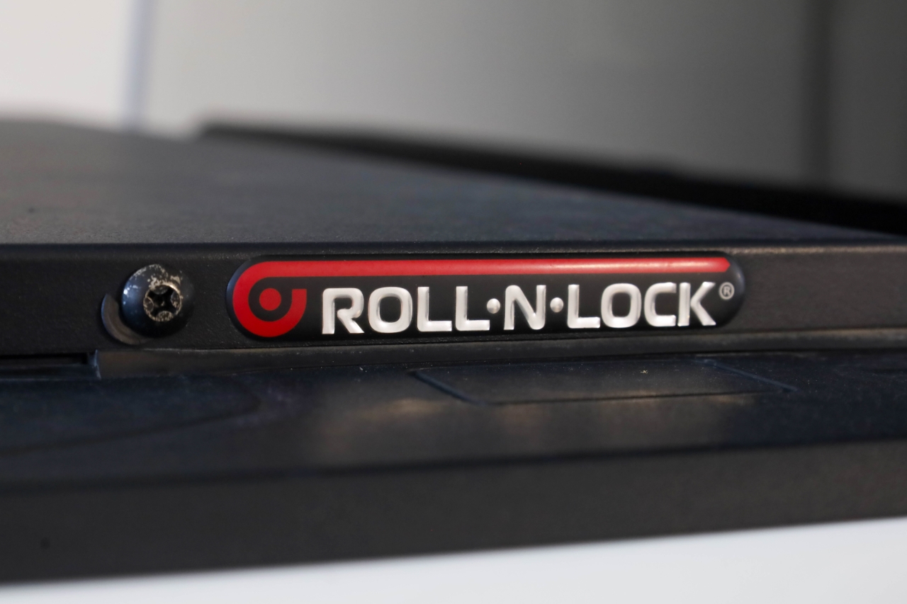 GMC Sierra 1500 4WD Crew Cab 147" AT4 2021