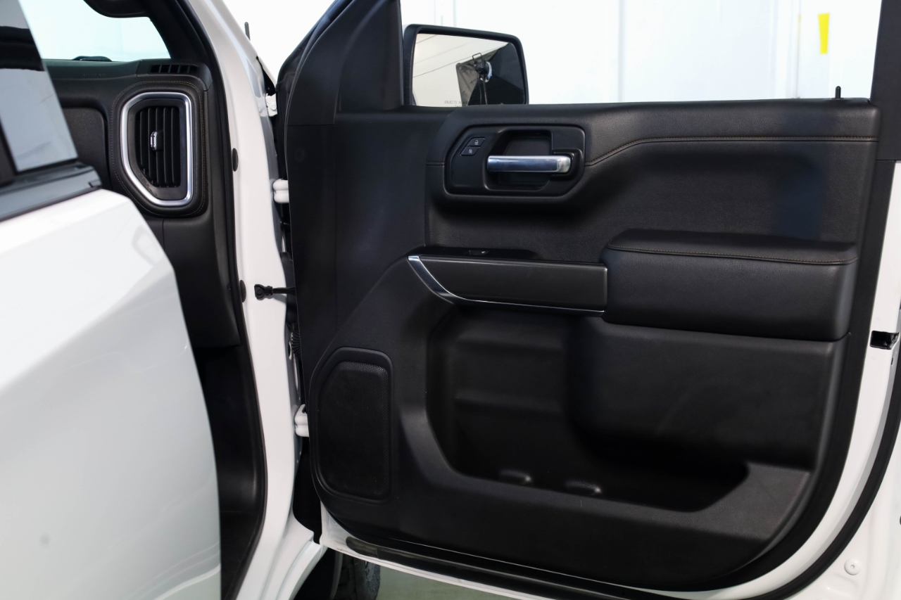 GMC Sierra 1500 4WD Crew Cab 147" AT4 2021