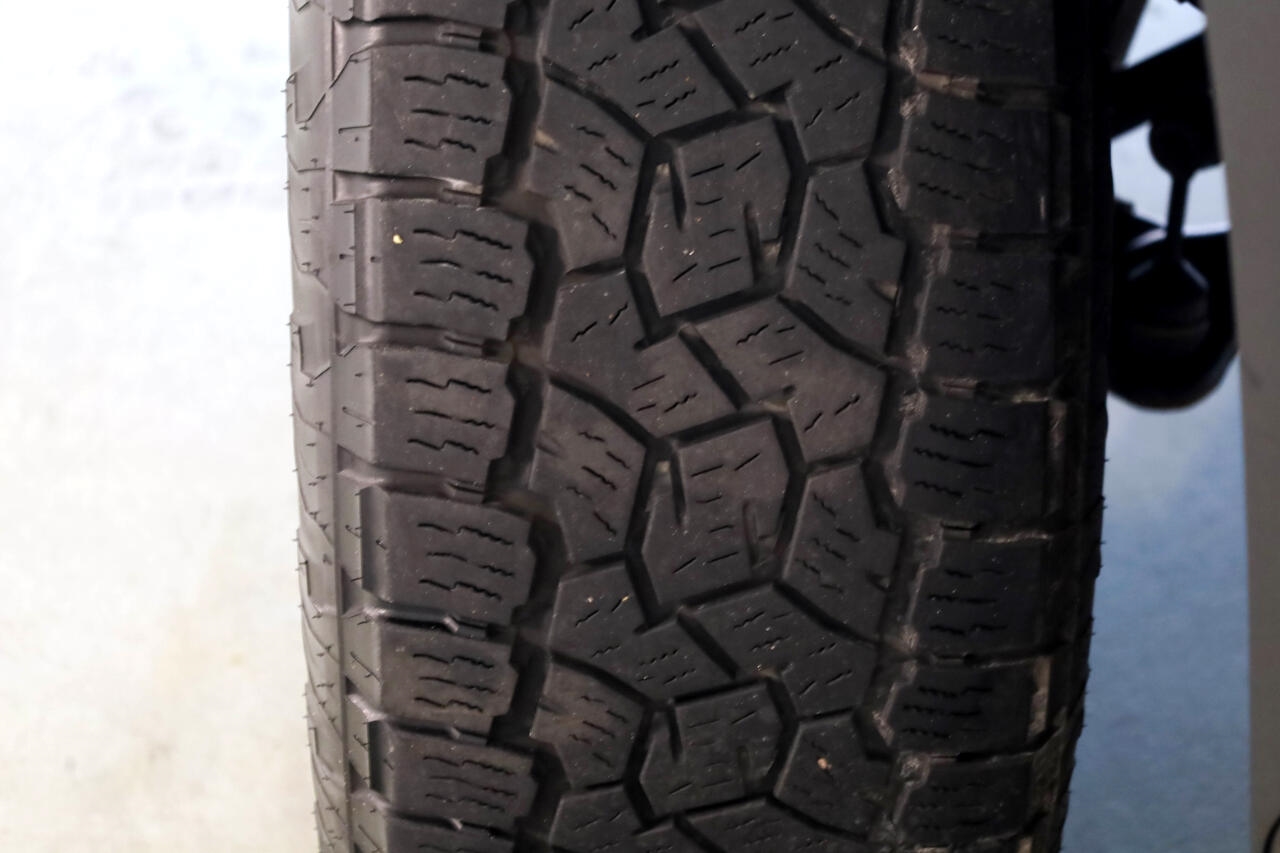 GMC Sierra 1500 4WD Crew Cab 147" AT4 2021