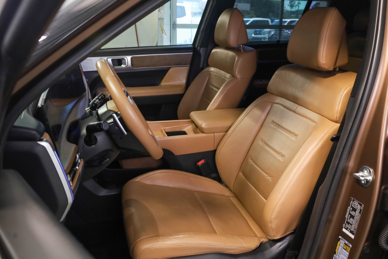 Hyundai Santa Fe Limited FWD 2024