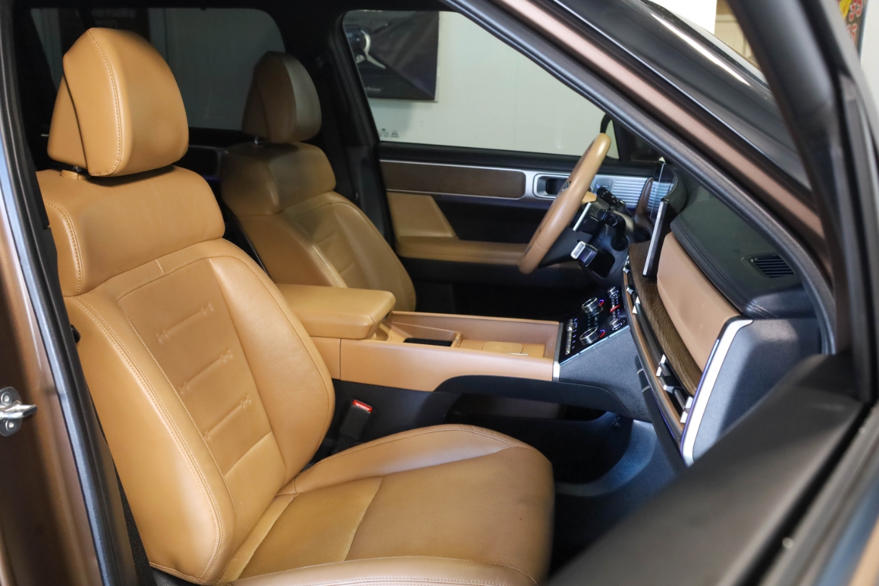 Hyundai Santa Fe Limited FWD 2024