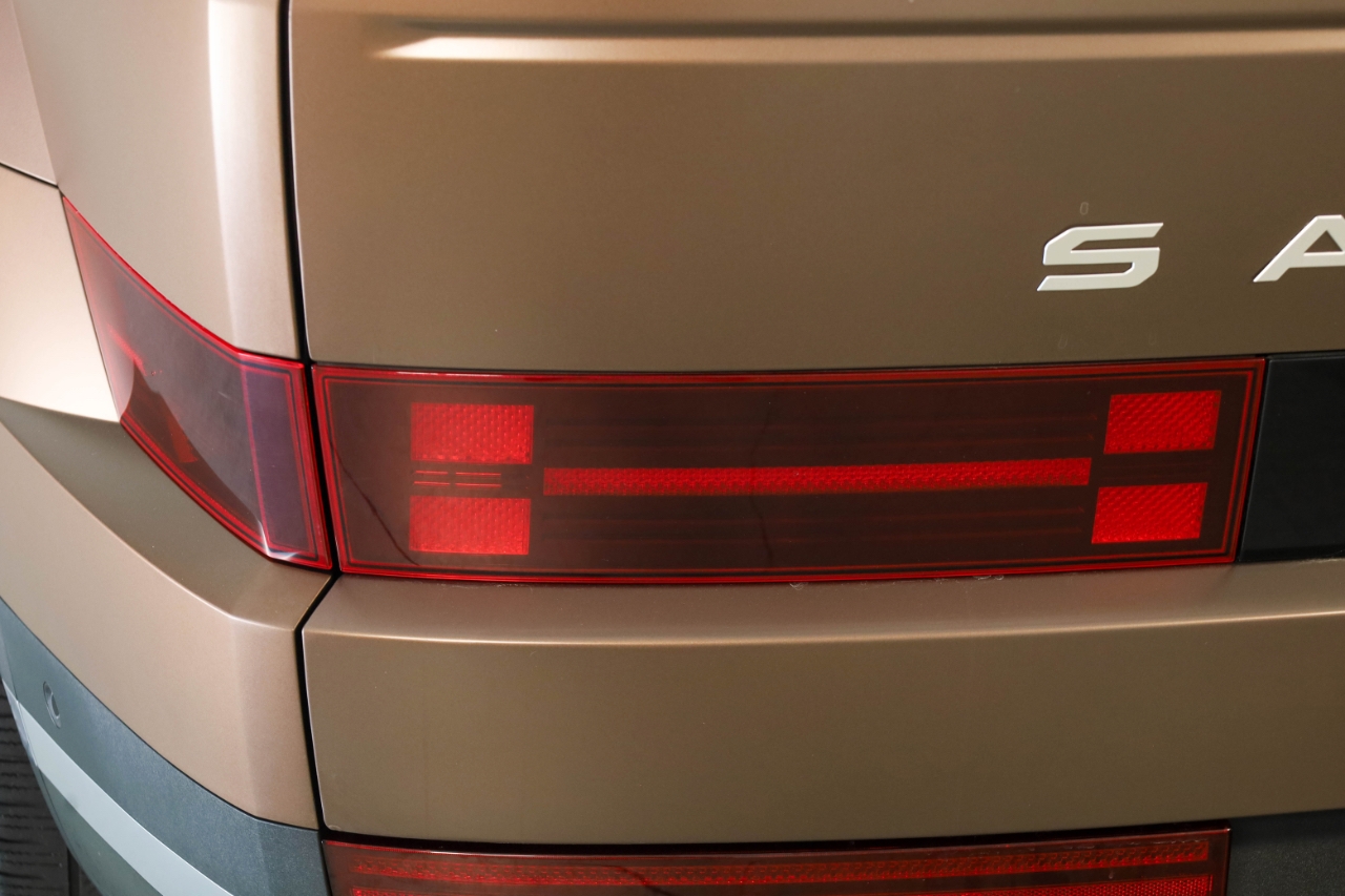 Hyundai Santa Fe Limited FWD 2024