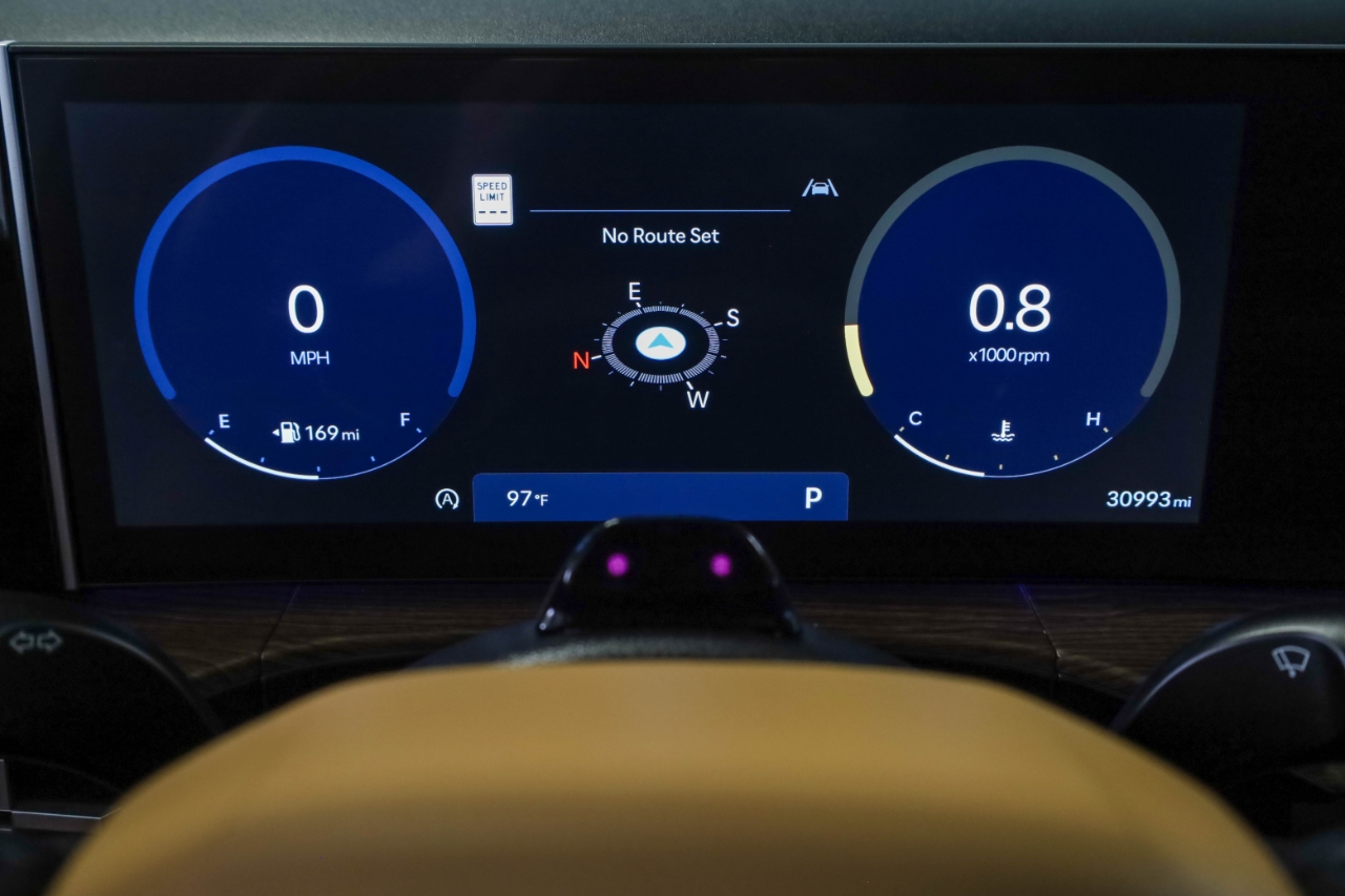 Hyundai Santa Fe Limited FWD 2024