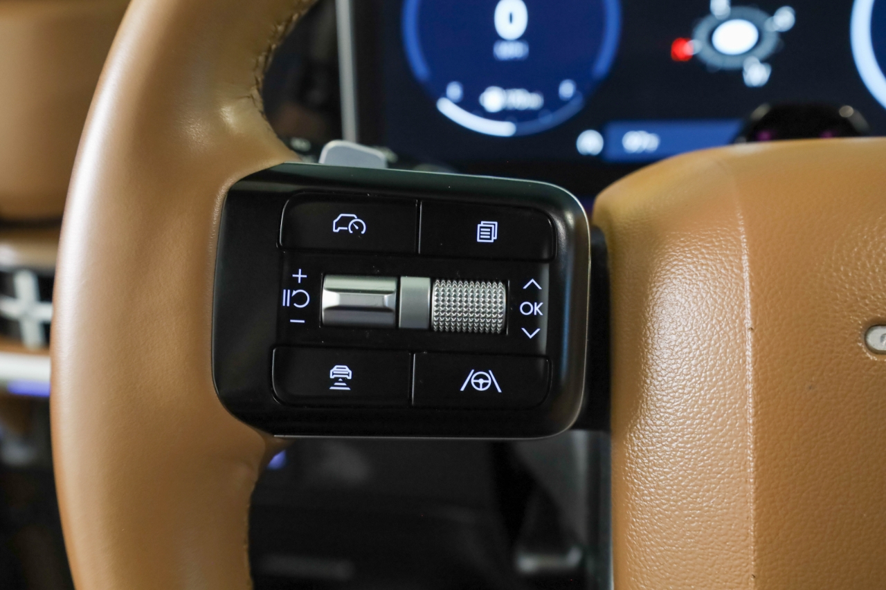 Hyundai Santa Fe Limited FWD 2024