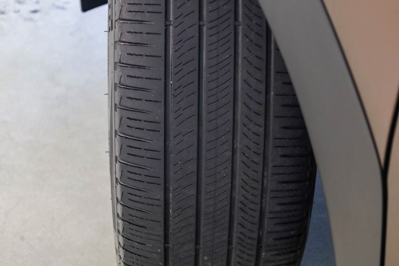 Hyundai Santa Fe Limited FWD 2024