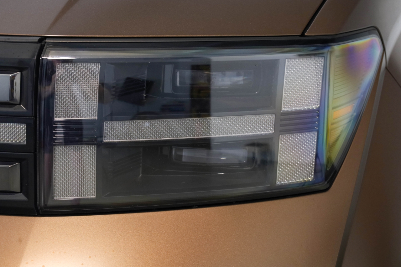 Hyundai Santa Fe Limited FWD 2024