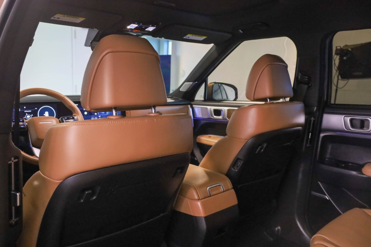 Hyundai Santa Fe Limited FWD 2024