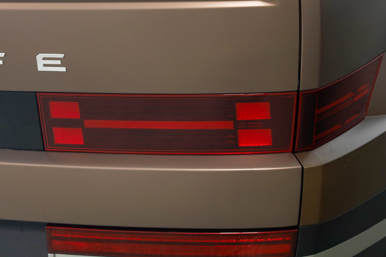 Hyundai Santa Fe Limited FWD 2024