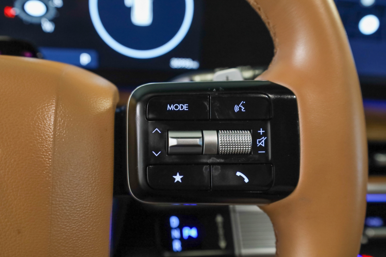 Hyundai Santa Fe Limited FWD 2024