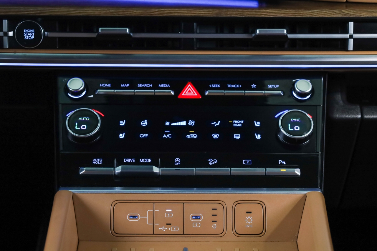 Hyundai Santa Fe Limited FWD 2024