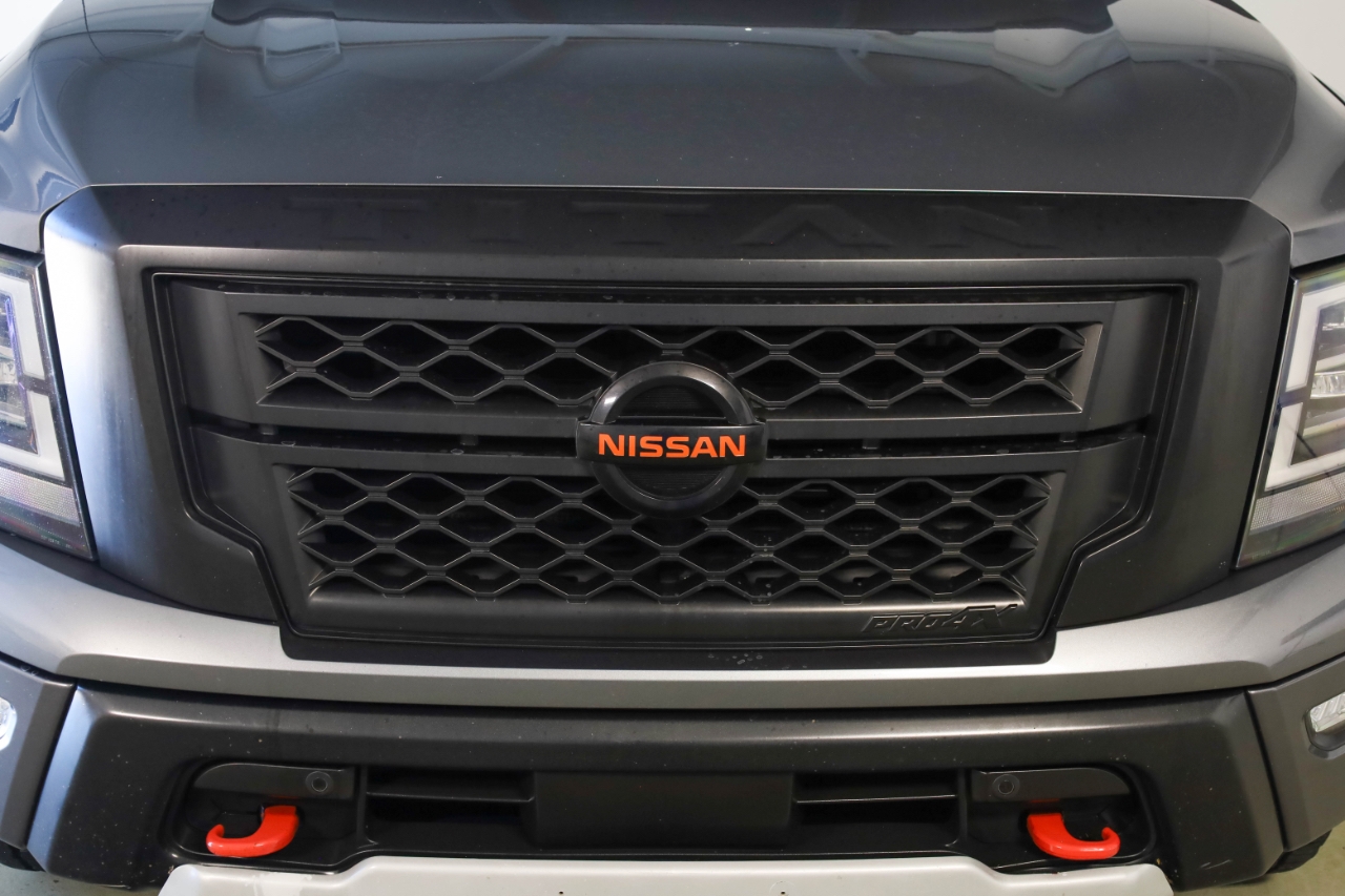 Nissan Titan 4x4 Crew Cab PRO-4X 2021