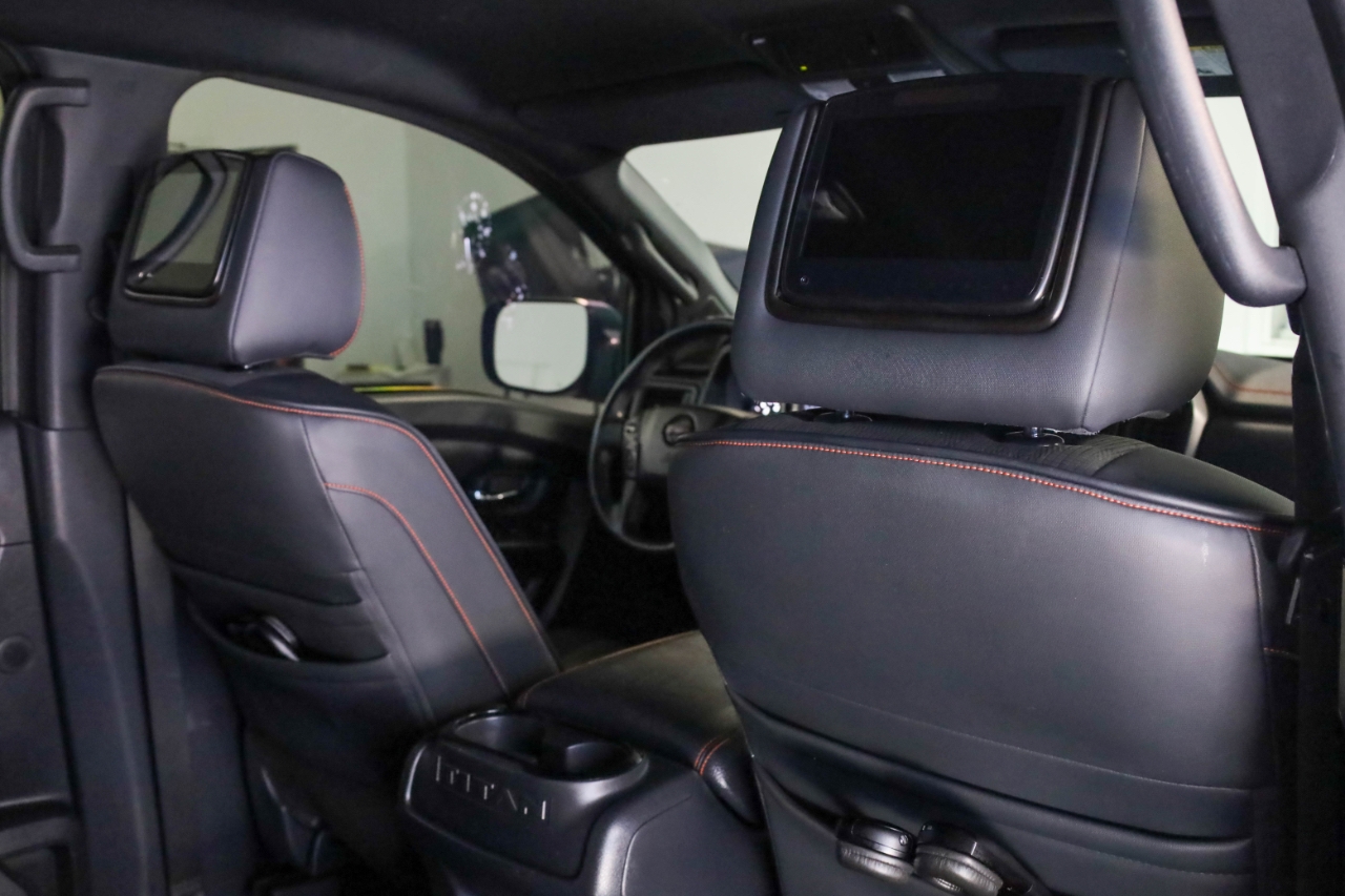 Nissan Titan 4x4 Crew Cab PRO-4X 2021