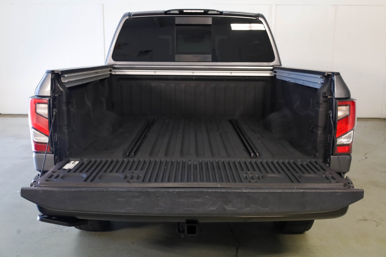 Nissan Titan 4x4 Crew Cab PRO-4X 2021