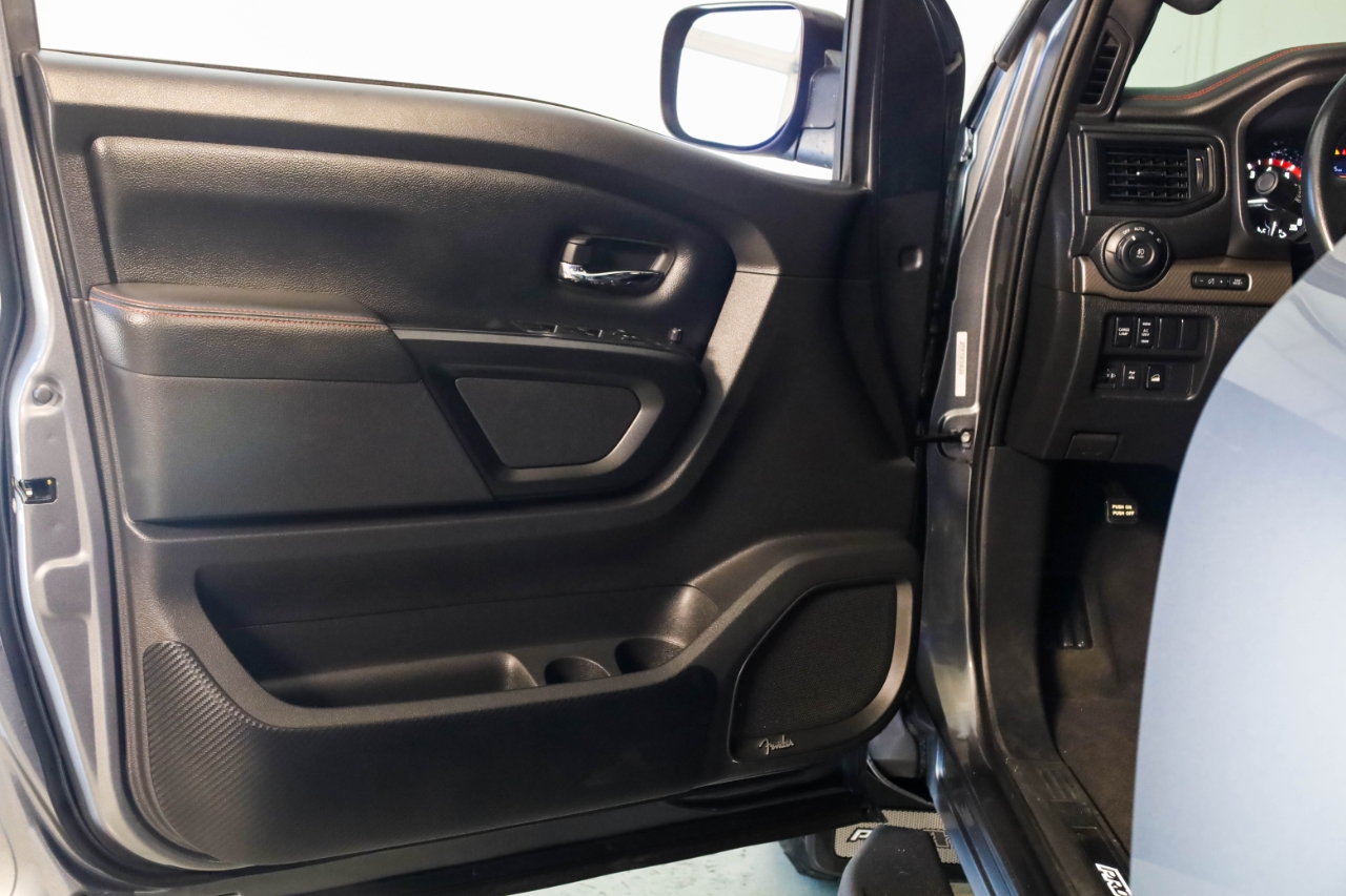 Nissan Titan 4x4 Crew Cab PRO-4X 2021