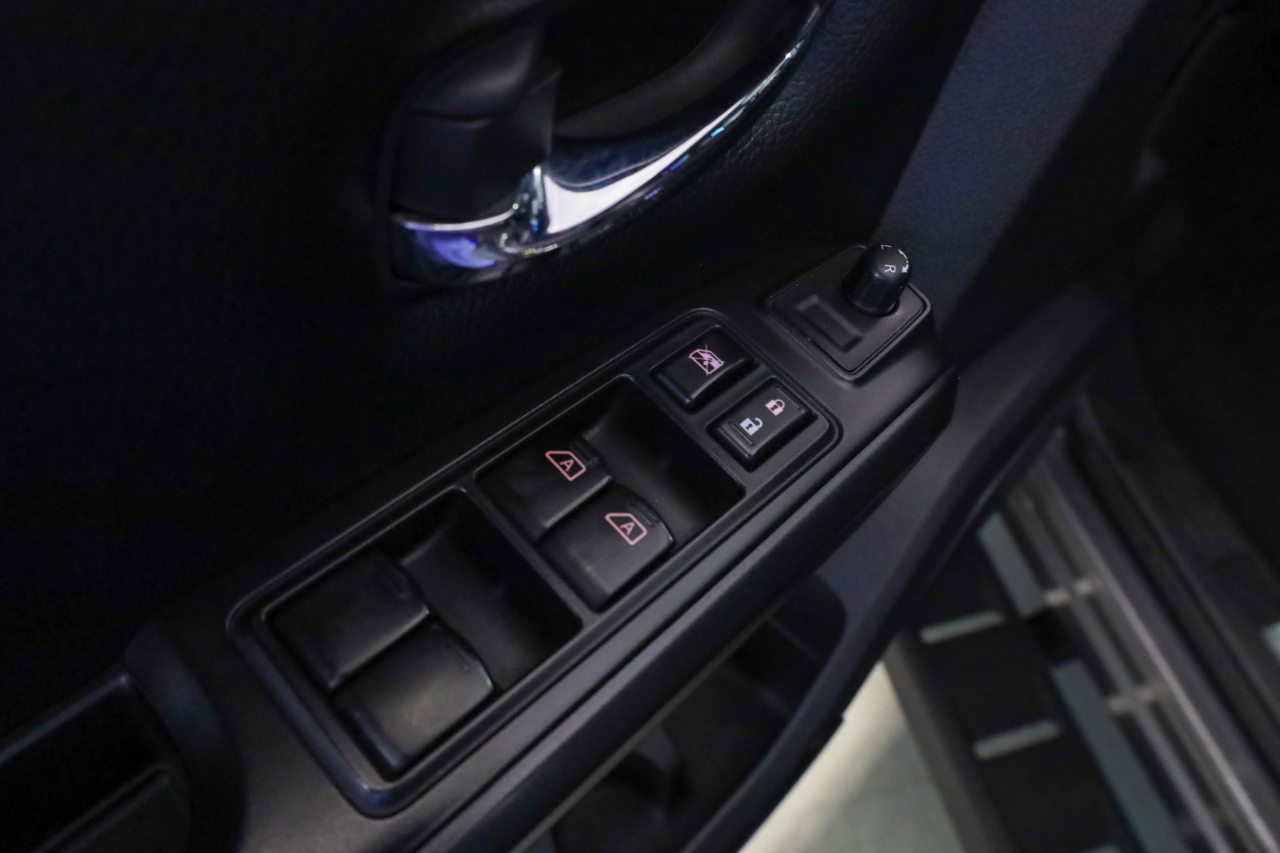 Nissan Titan 4x4 Crew Cab PRO-4X 2021