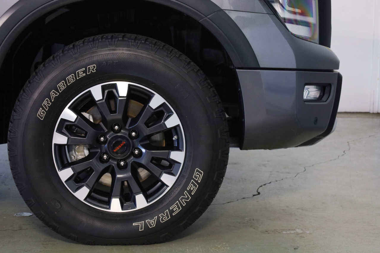 Nissan Titan 4x4 Crew Cab PRO-4X 2021