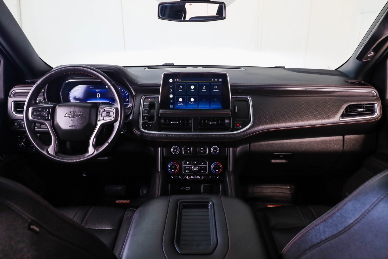 Chevrolet Suburban 4WD 4dr RST 2022