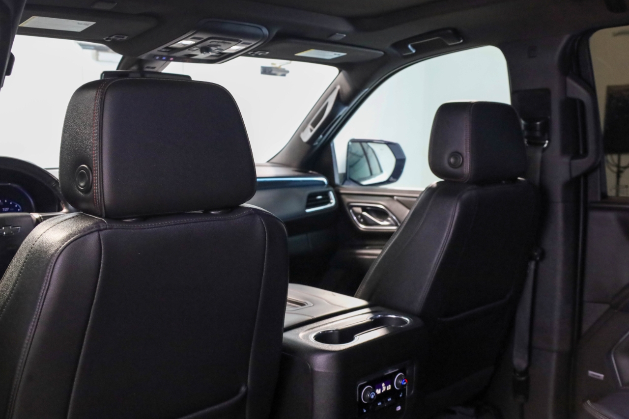 Chevrolet Suburban 4WD 4dr RST 2022