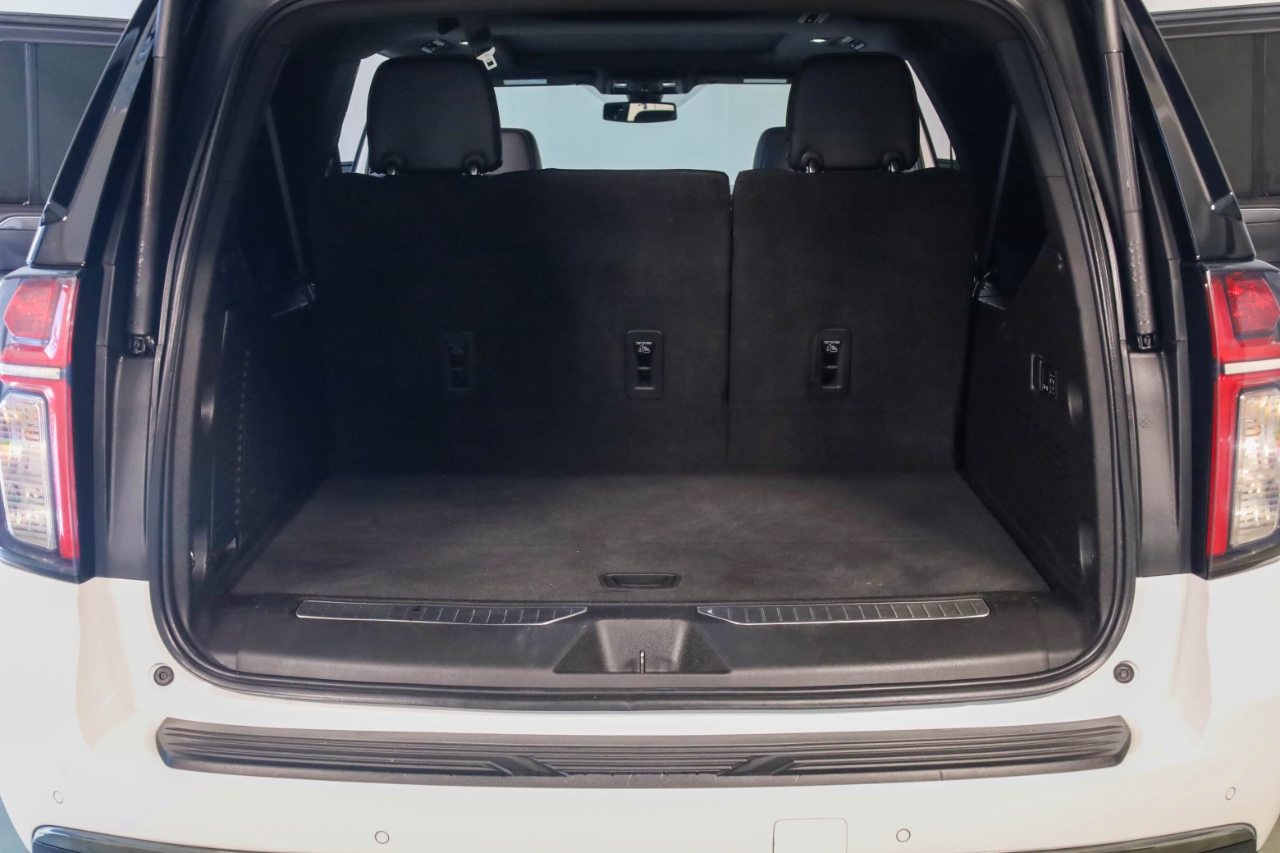 Chevrolet Suburban 4WD 4dr RST 2022