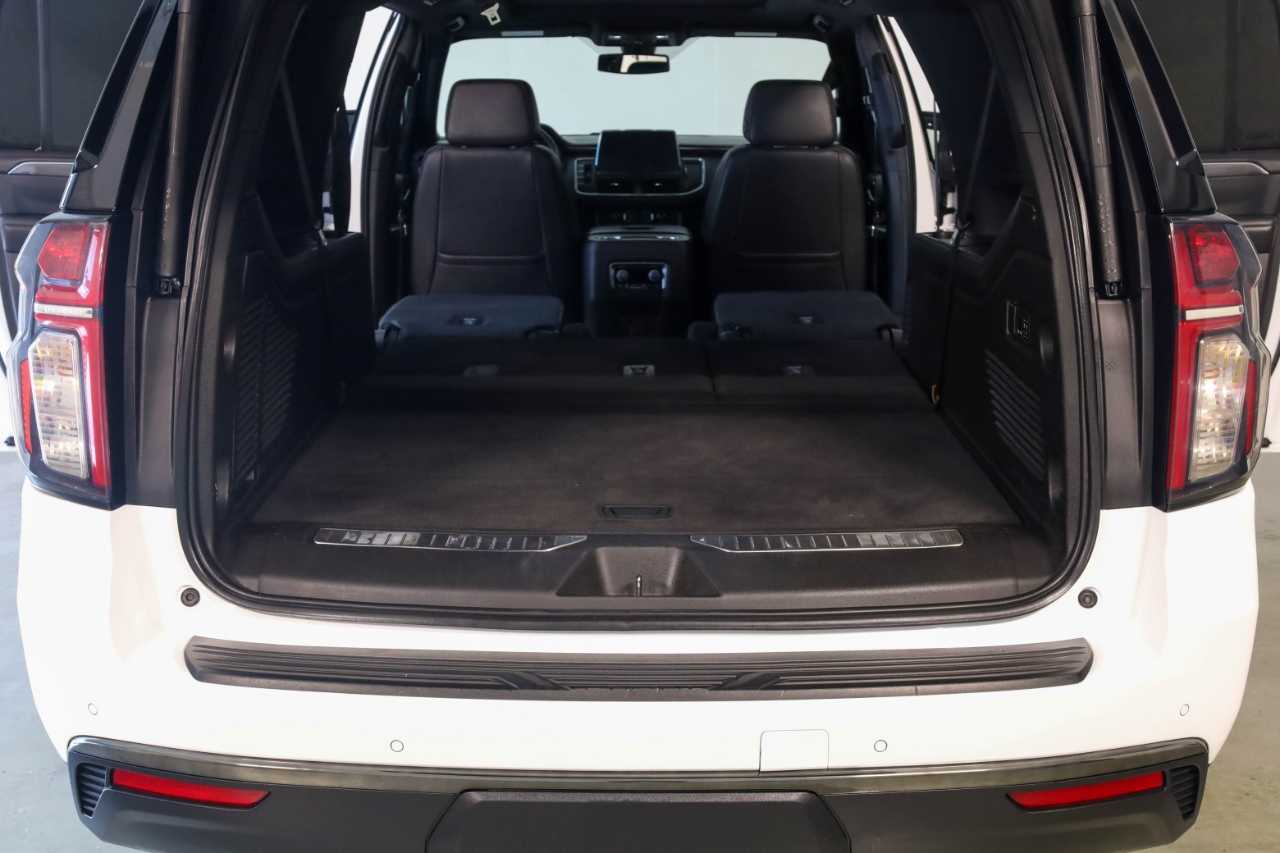 Chevrolet Suburban 4WD 4dr RST 2022