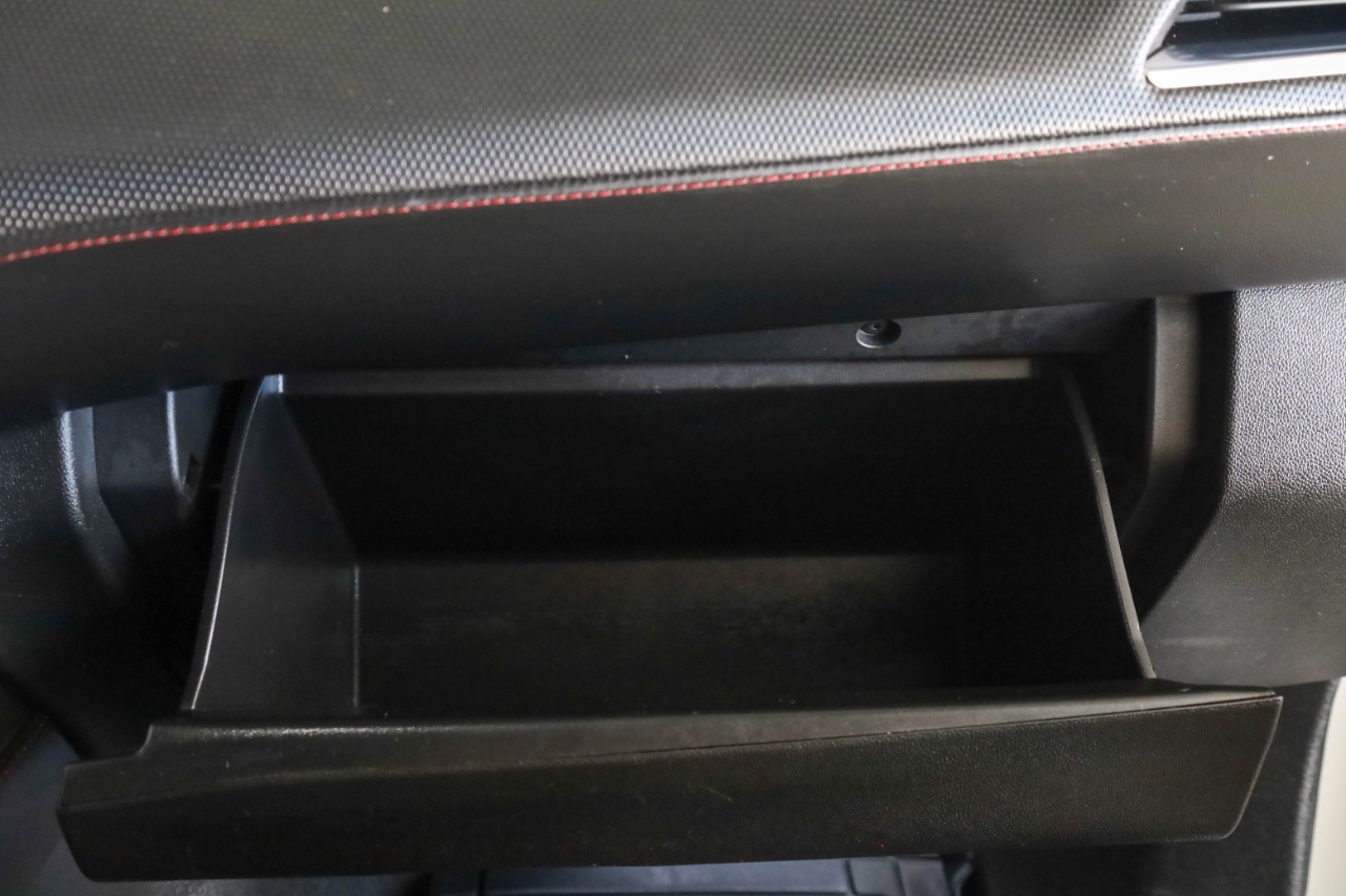 Chevrolet Suburban 4WD 4dr RST 2022