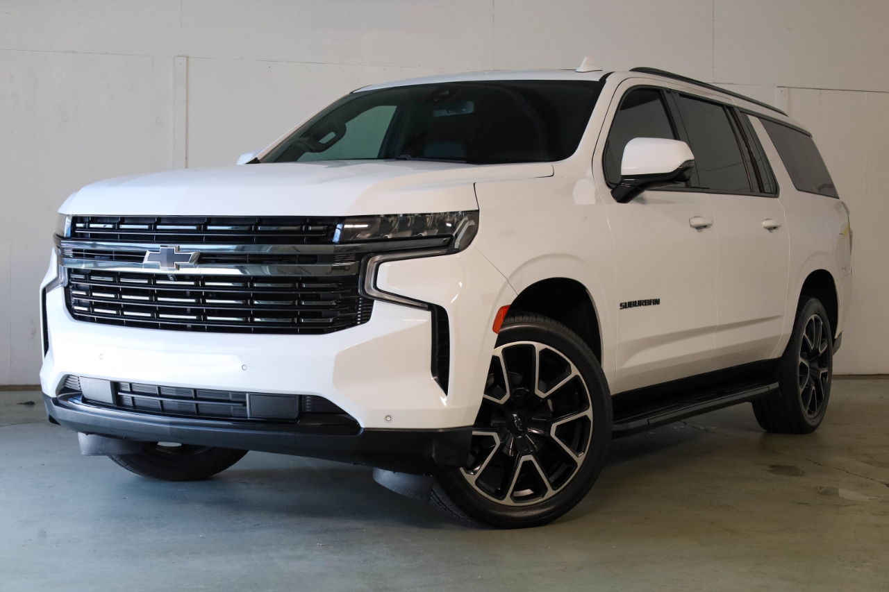 Chevrolet Suburban 4WD 4dr RST 2022