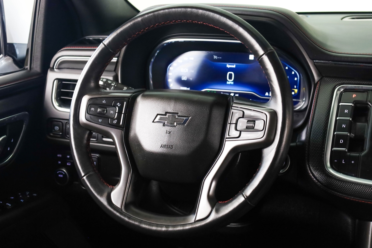 Chevrolet Suburban 4WD 4dr RST 2022