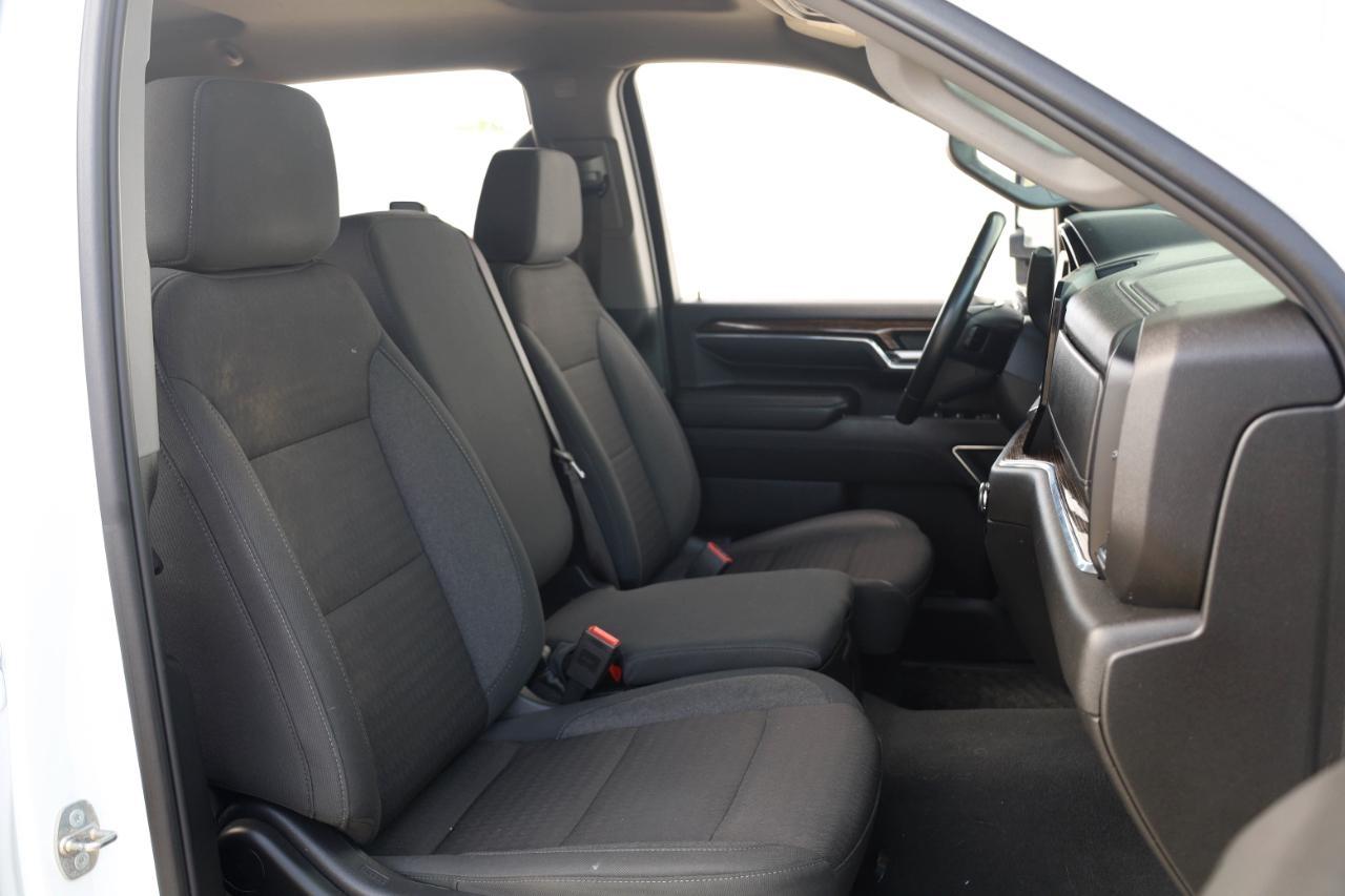 GMC Sierra 3500HD 4WD Crew Cab 172" SLE 2024