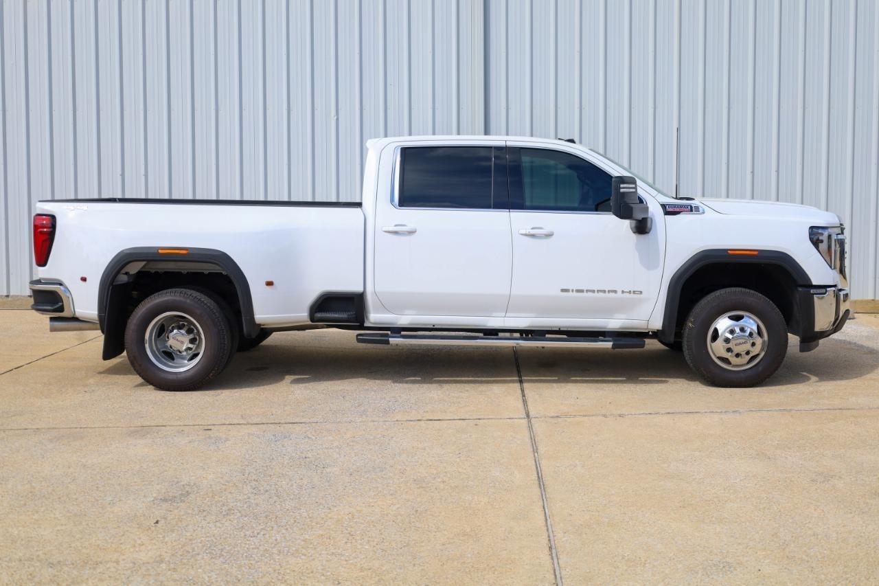 GMC Sierra 3500HD 4WD Crew Cab 172" SLE 2024