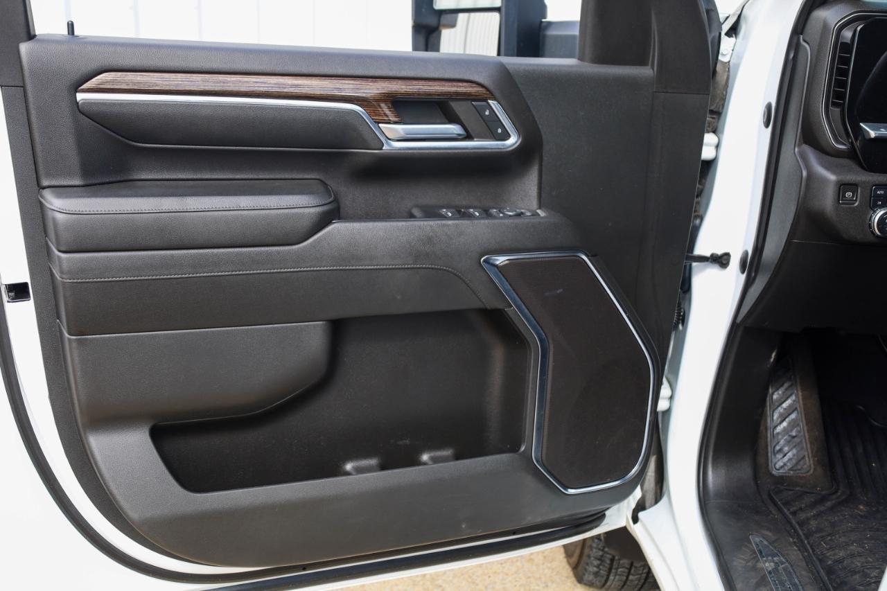 GMC Sierra 3500HD 4WD Crew Cab 172" SLE 2024