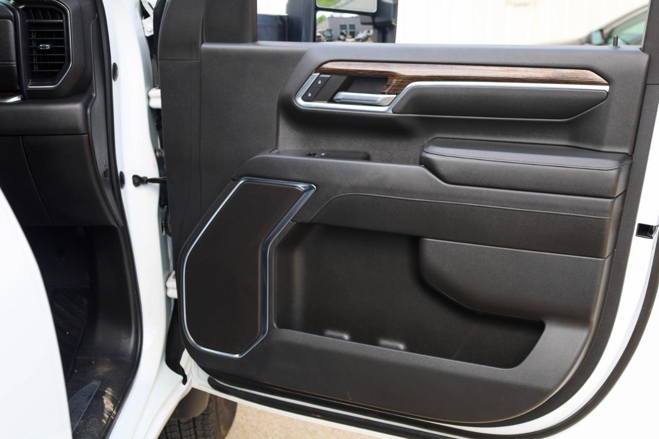 GMC Sierra 3500HD 4WD Crew Cab 172" SLE 2024