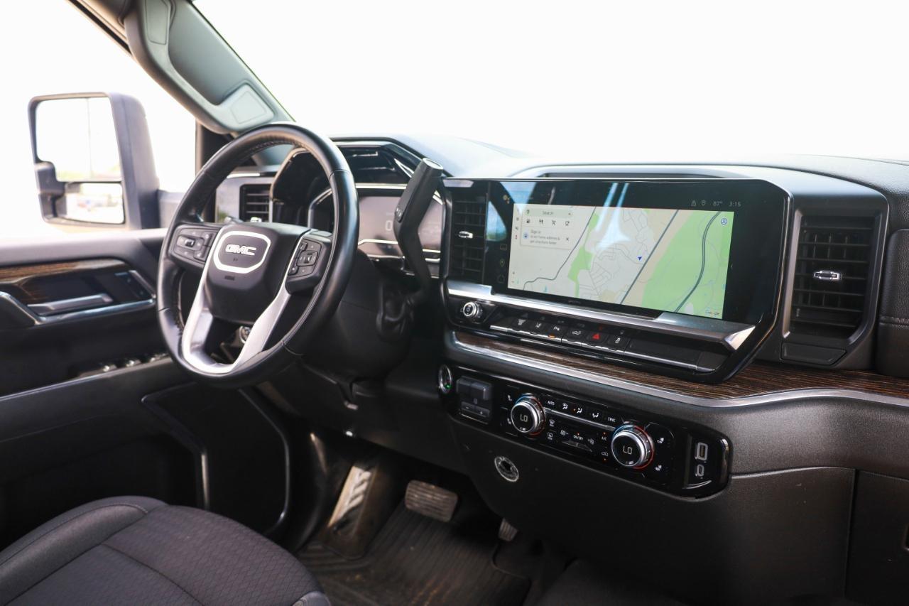 GMC Sierra 3500HD 4WD Crew Cab 172" SLE 2024