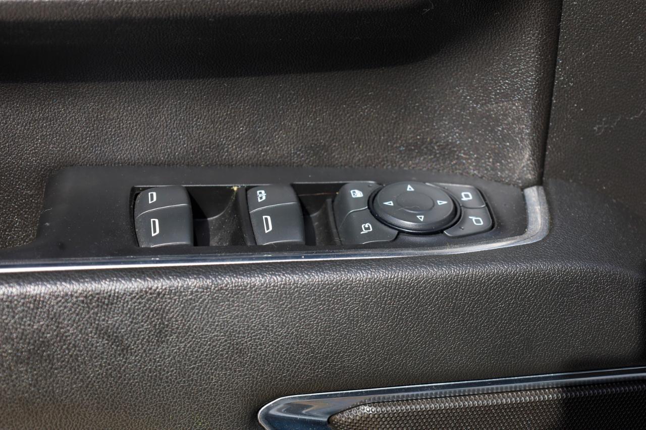 GMC Sierra 3500HD 4WD Crew Cab 172" SLE 2024