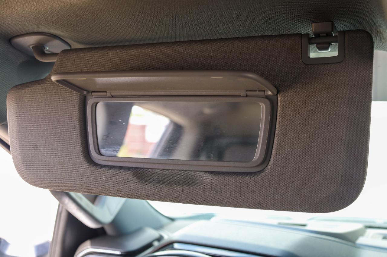 GMC Sierra 3500HD 4WD Crew Cab 172" SLE 2024