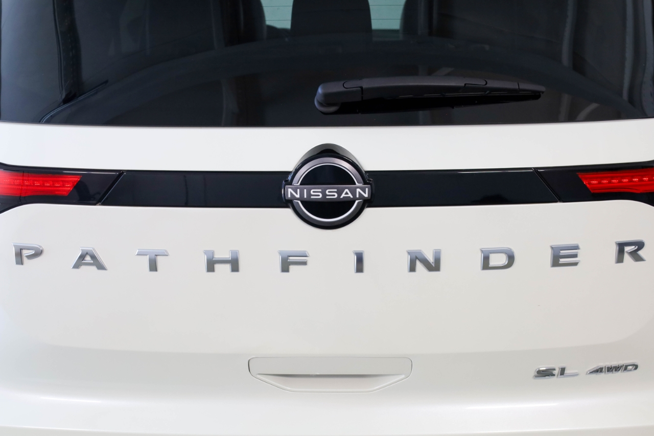 Nissan Pathfinder SL 4WD 2023 Nissan Pathfinder SL 4WD 2023