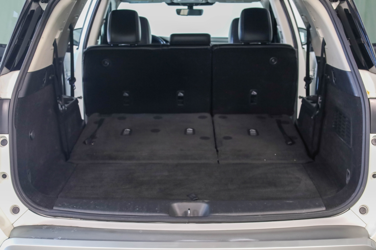 Nissan Pathfinder SL 4WD 2023 Nissan Pathfinder SL 4WD 2023