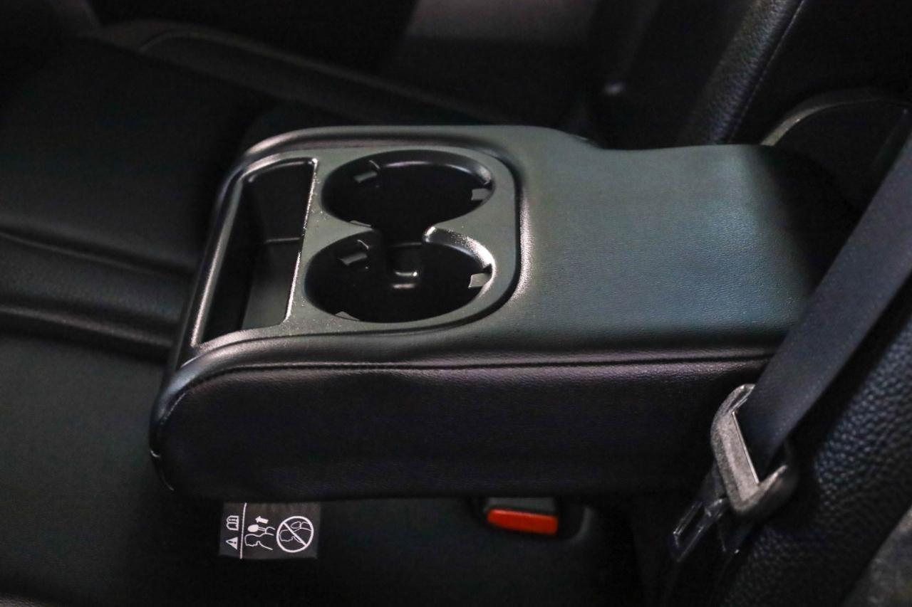 Nissan Pathfinder SL 4WD 2023