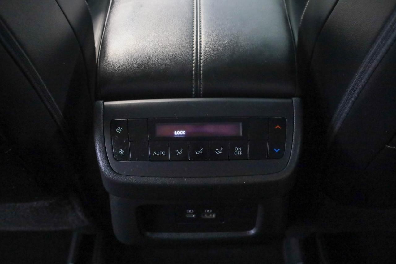 Nissan Pathfinder SL 4WD 2023