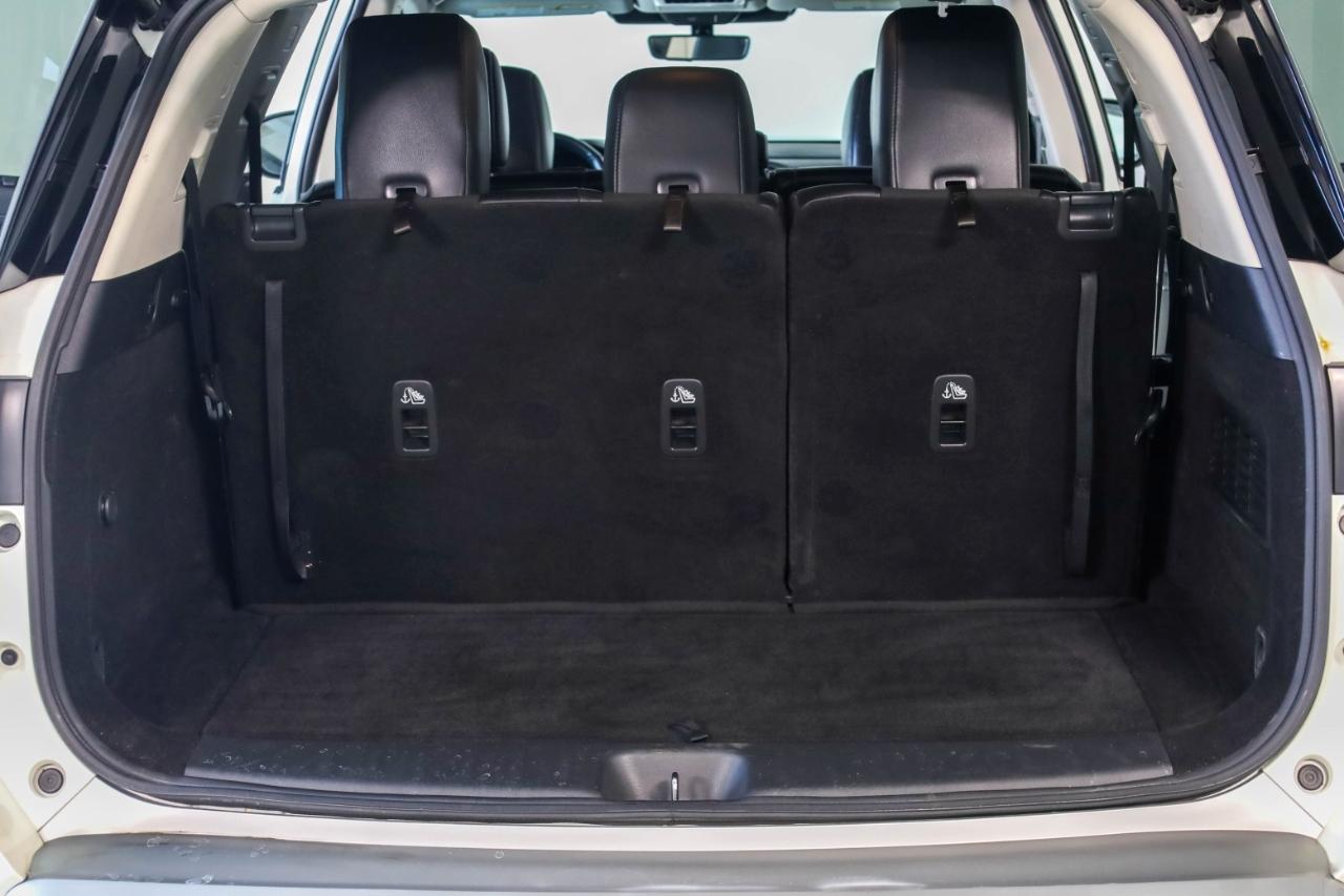 Nissan Pathfinder SL 4WD 2023