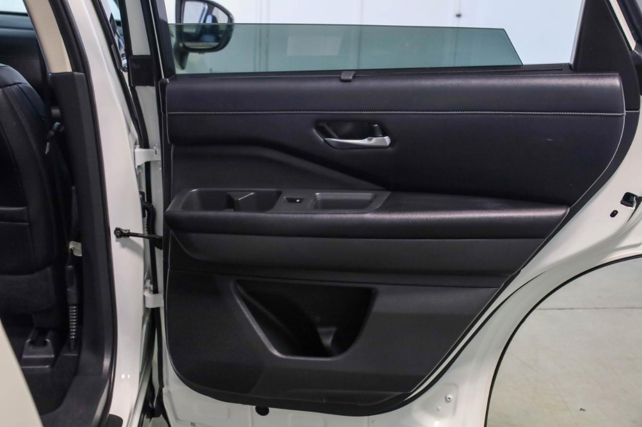 Nissan Pathfinder SL 4WD 2023