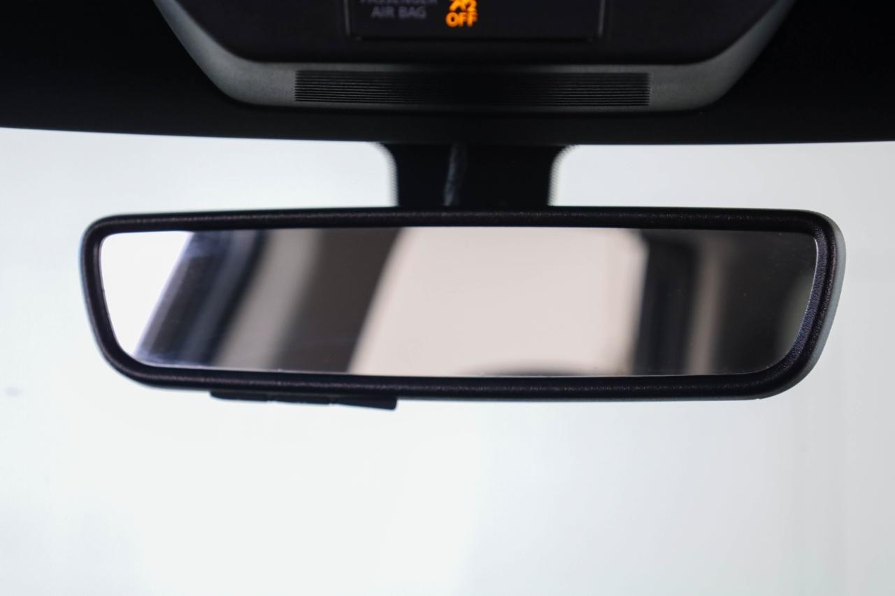 Nissan Pathfinder SL 4WD 2023